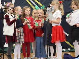 b_1024_768_0_00_images_2023_2024_WYDARZENIA_Koncert_koled_411042693_824602742801009_6695457423413326367_n